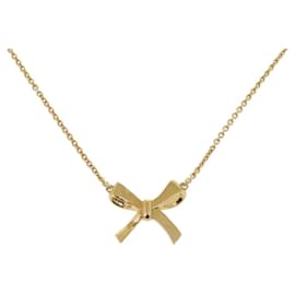 Fendi Logo Pendant Necklace - Gold